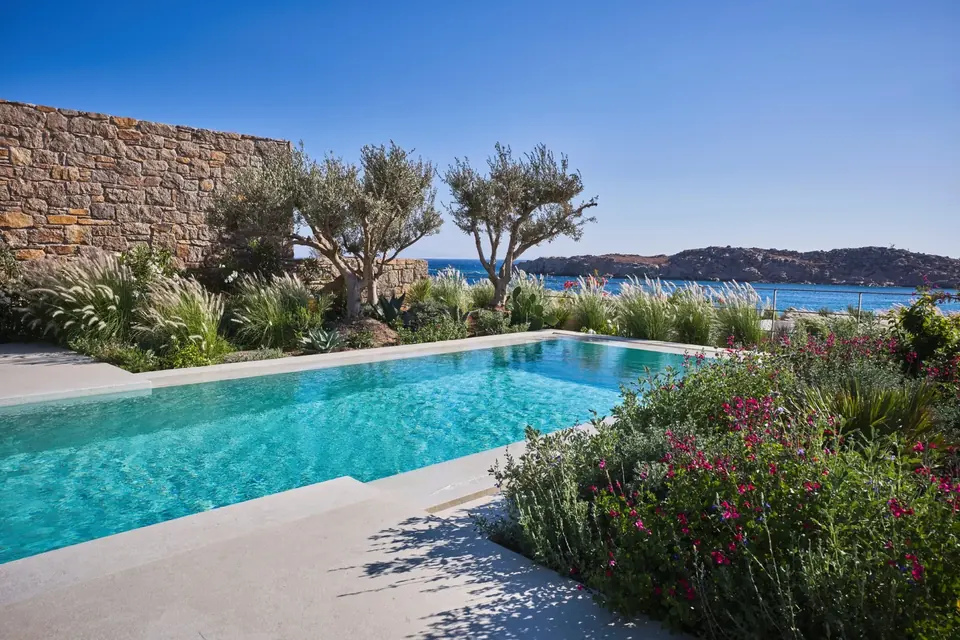 Paraga pool, Fouquet’s Mykonos