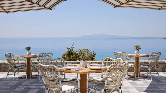 Elais, Santa Marina